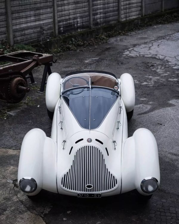 Alfa Romeo 6C 1750 GS2.jpg