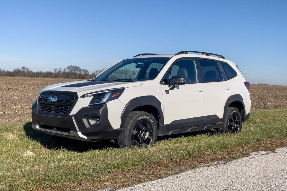 subaru-forester-wilderness-2022-01-exterior-front-angle-suv-white-scaled.thumb.jpg.f564273b991efa9fc890e98075d635ac.jpg