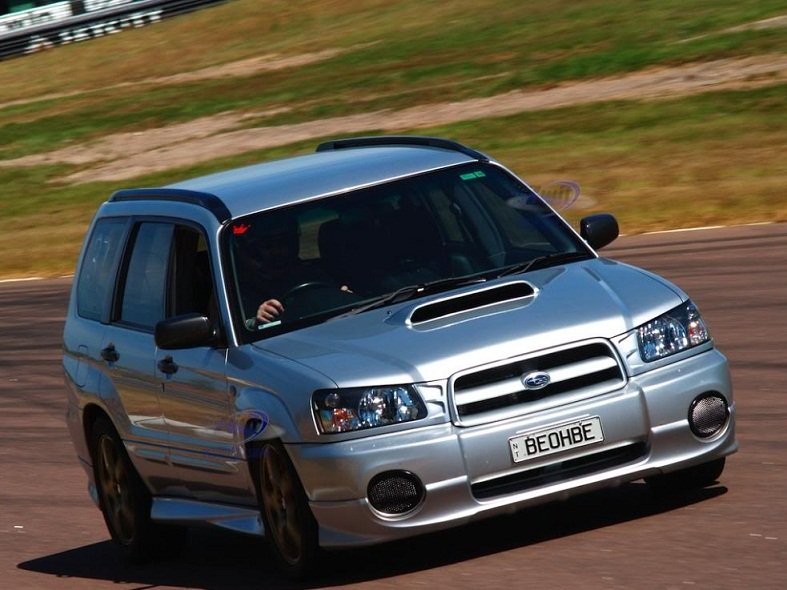 Subaru forester sg5. Forester sg5 дорестайл. Субару Форестер sg5 дорест. Субару Форестер sg5 XT. Forester SG дорестайл.